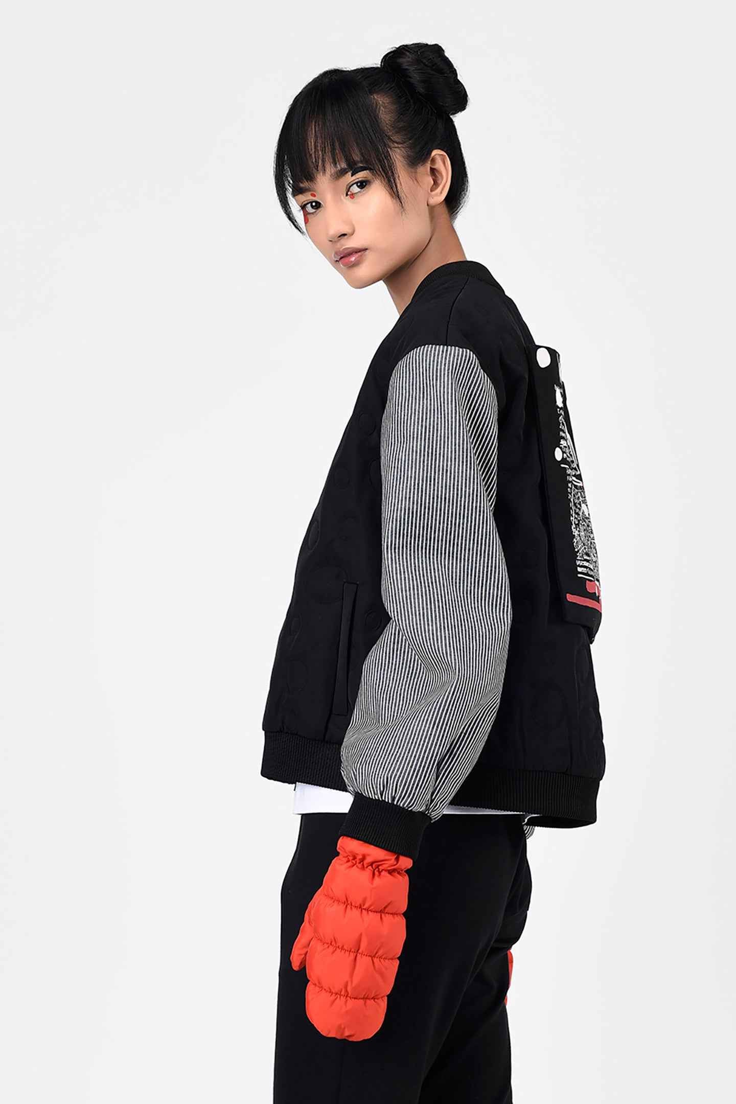 Quilted Women Bomber Jacket With Detachable Sling Bag