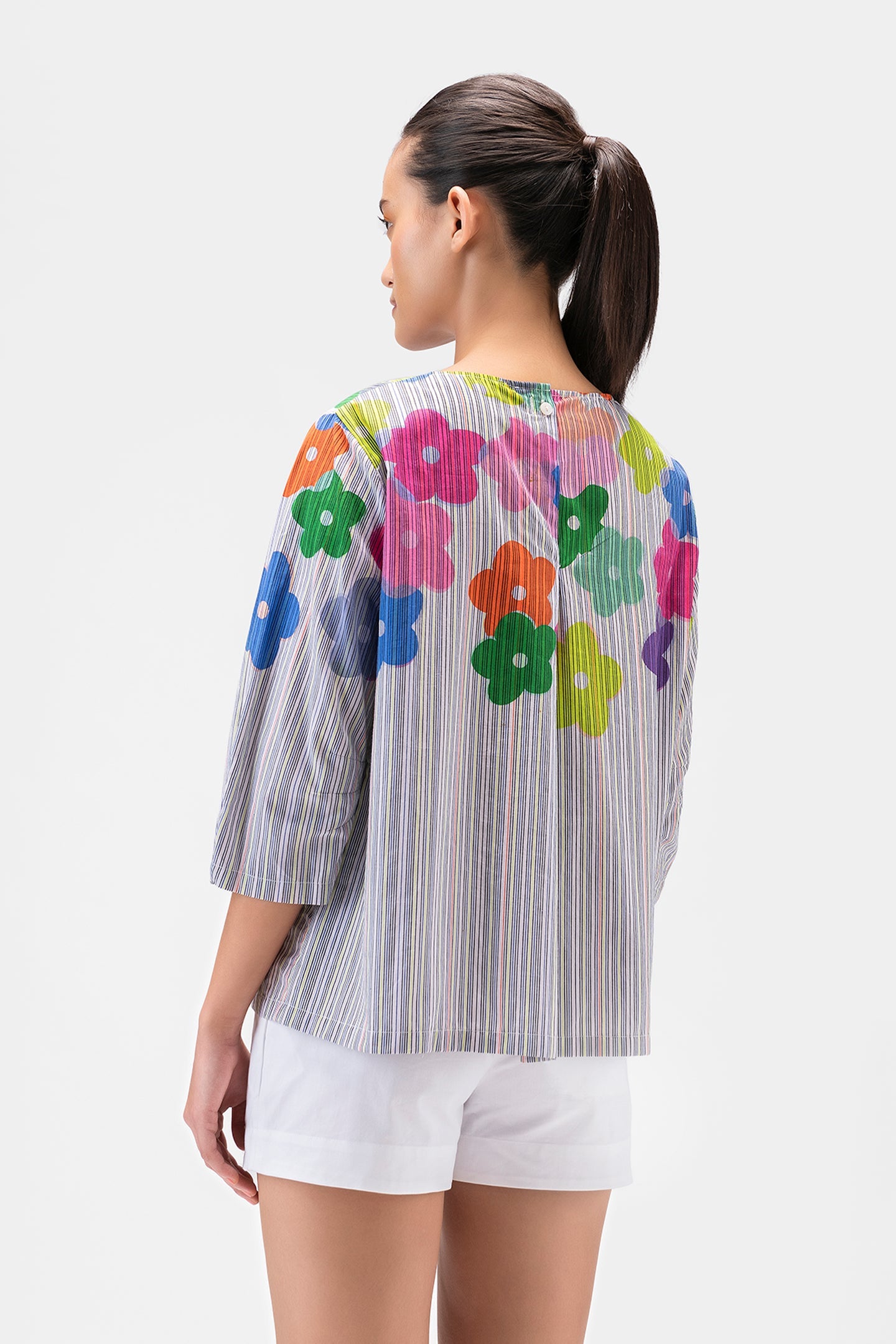 Multicolored Top with oversized sleeves