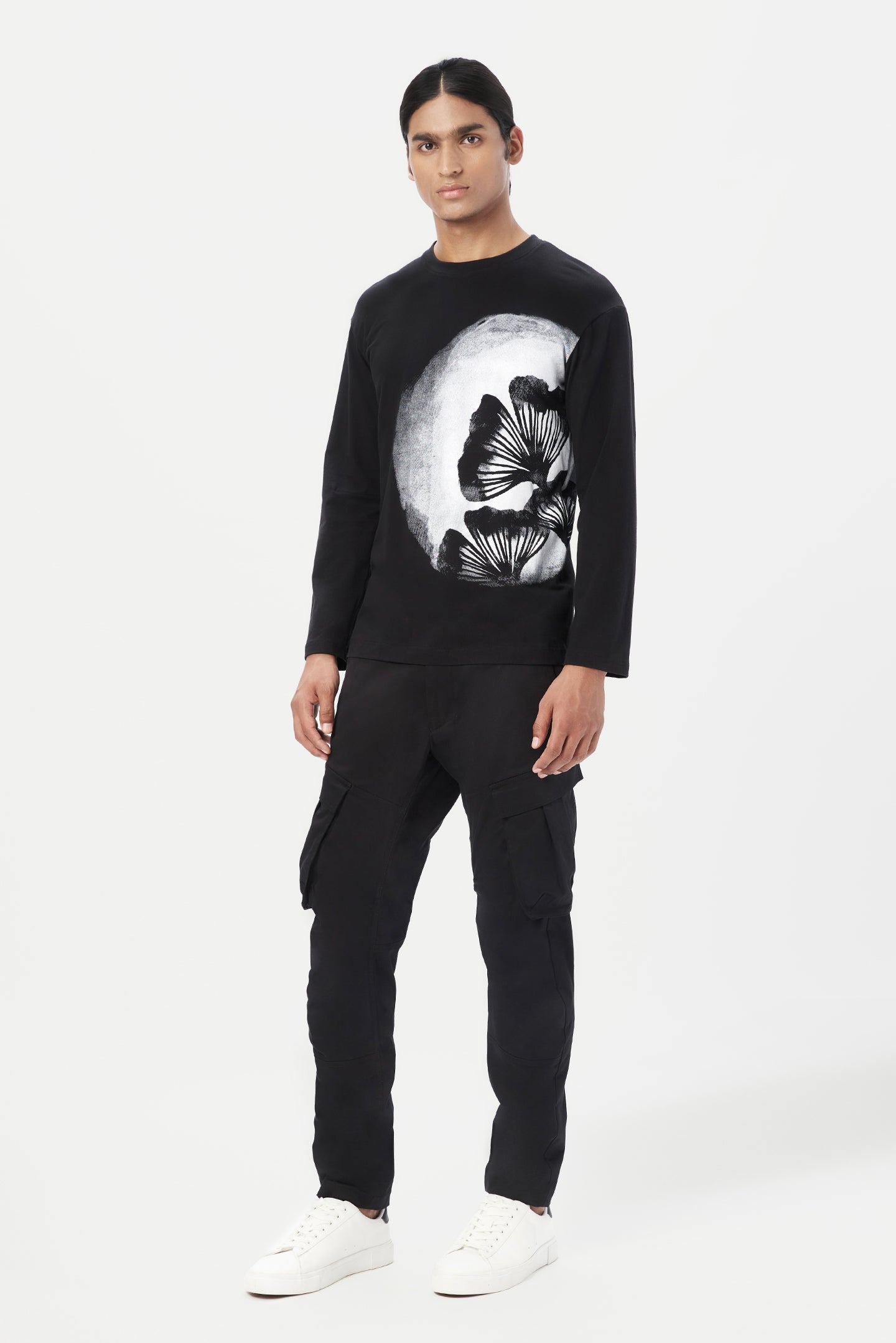 Easy Fit Cargo Pants with Expanding Side Pockets - Genes Lecoanet Hemant