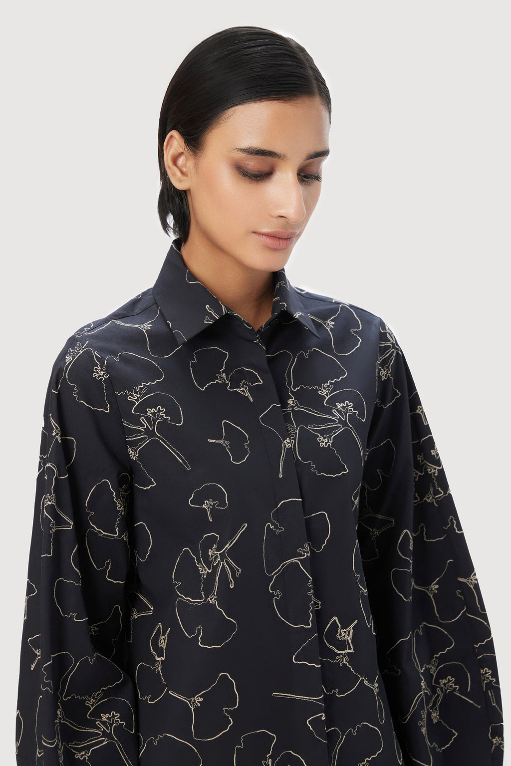 Regular Fit Button-Up Shirt with Soft Rounded Sleeves - Genes Lecoanet Hemant