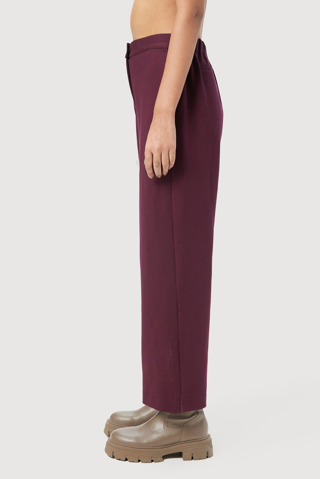 Straight Fit Trousers with Forward Side Seams - Genes Lecoanet Hemant