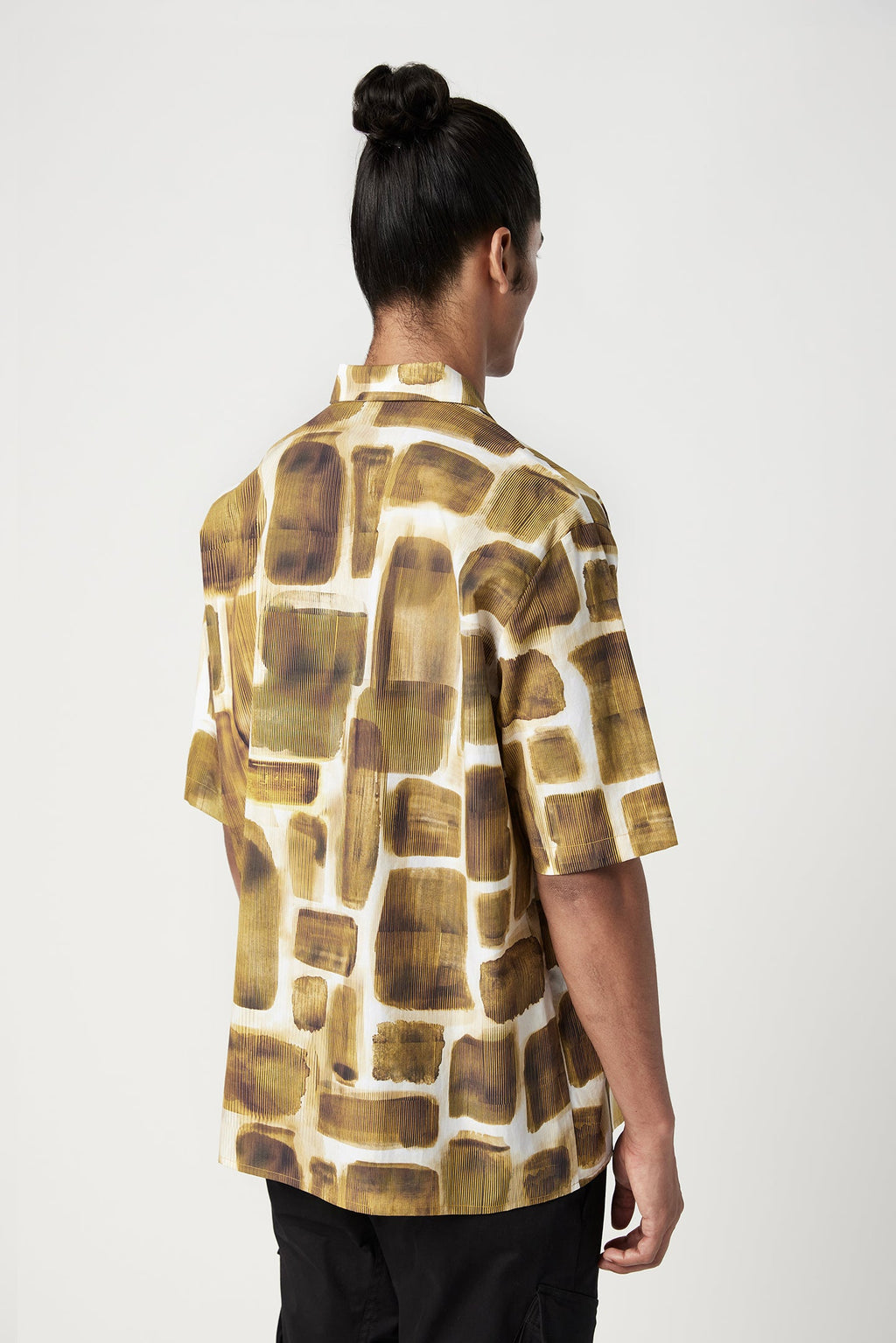 Easy Fit Half Sleeve Collar Shirt in an All-Over Abstract Check Print - Genes Lecoanet Hemant