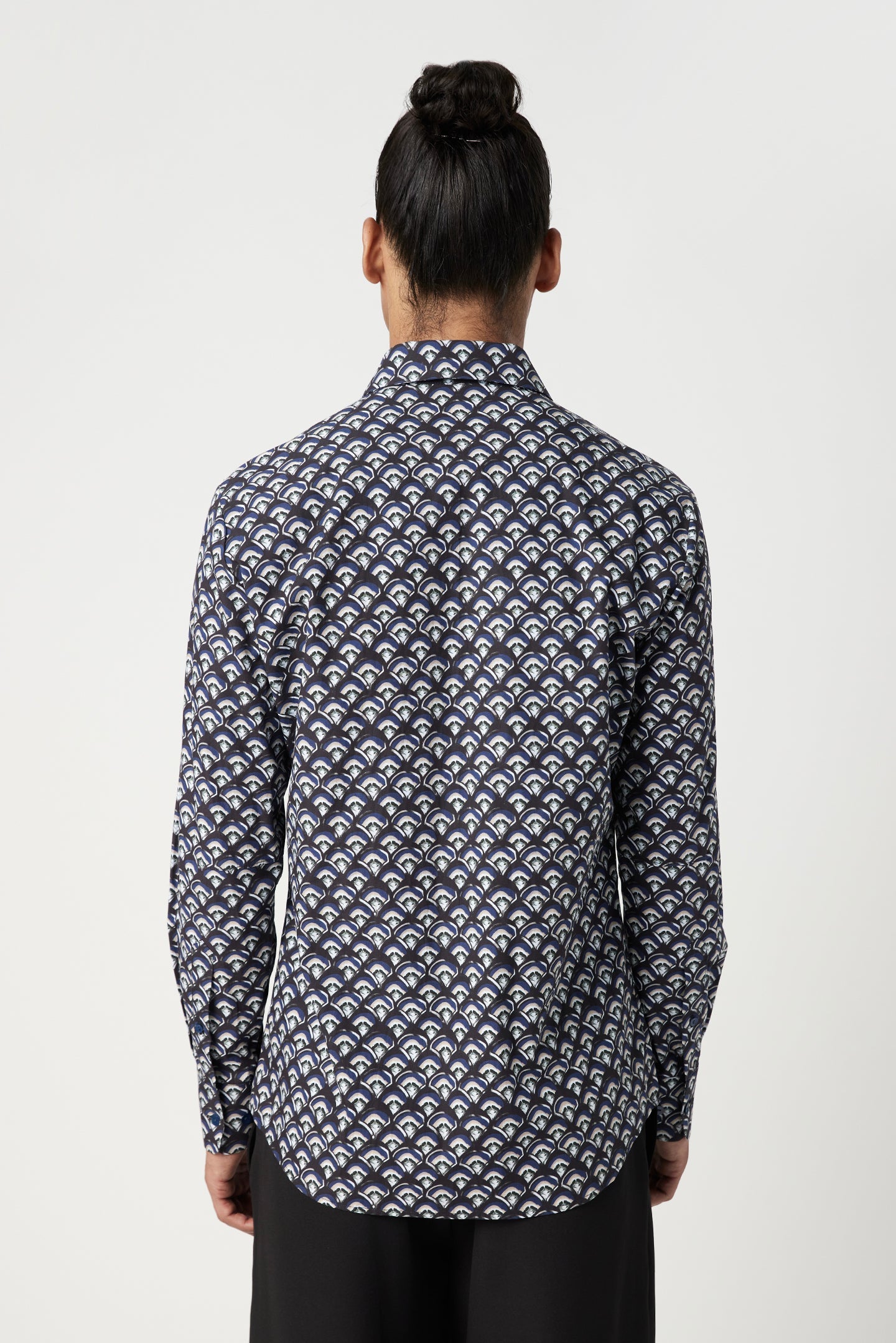 Regular Fit Button-Up Shirt in an All-Over Scallop Print - Genes Lecoanet Hemant
