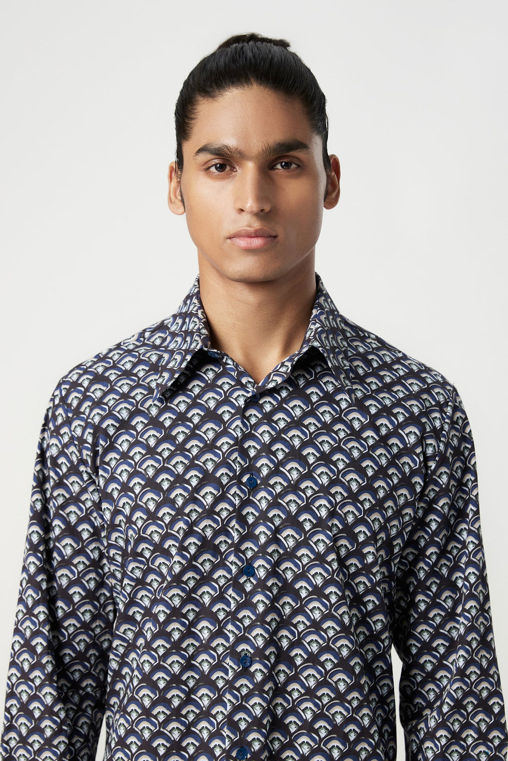 Regular Fit Button-Up Shirt in an All-Over Scallop Print - Genes Lecoanet Hemant