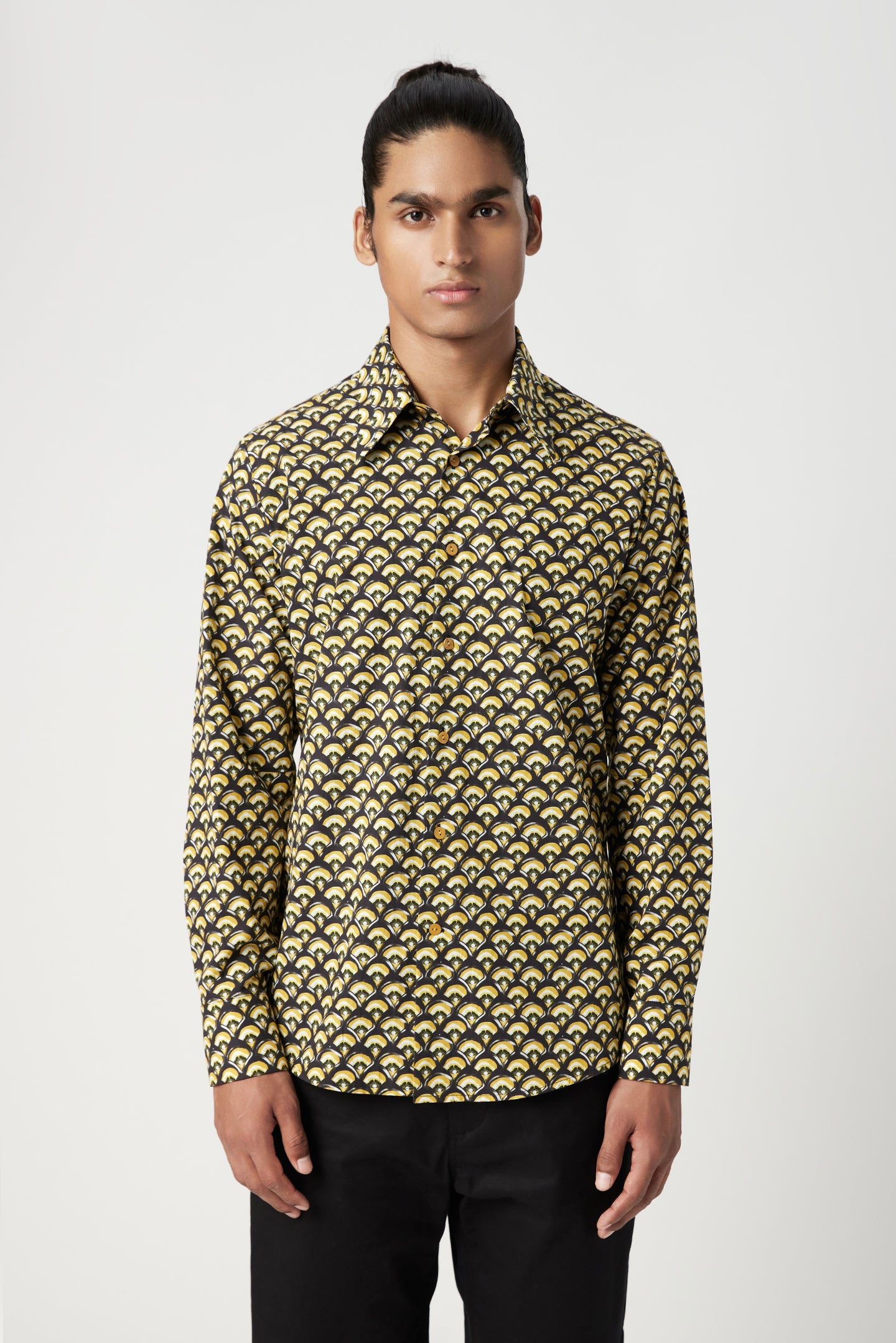 Regular Fit Button-Up Shirt in an All-Over Scallop Print - Genes Lecoanet Hemant