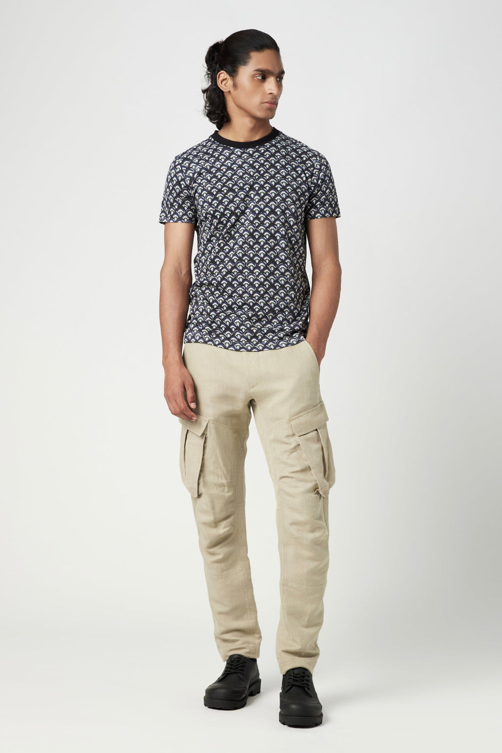 Regular Fit T-Shirt in All-Over Scallop Print - Genes Lecoanet Hemant
