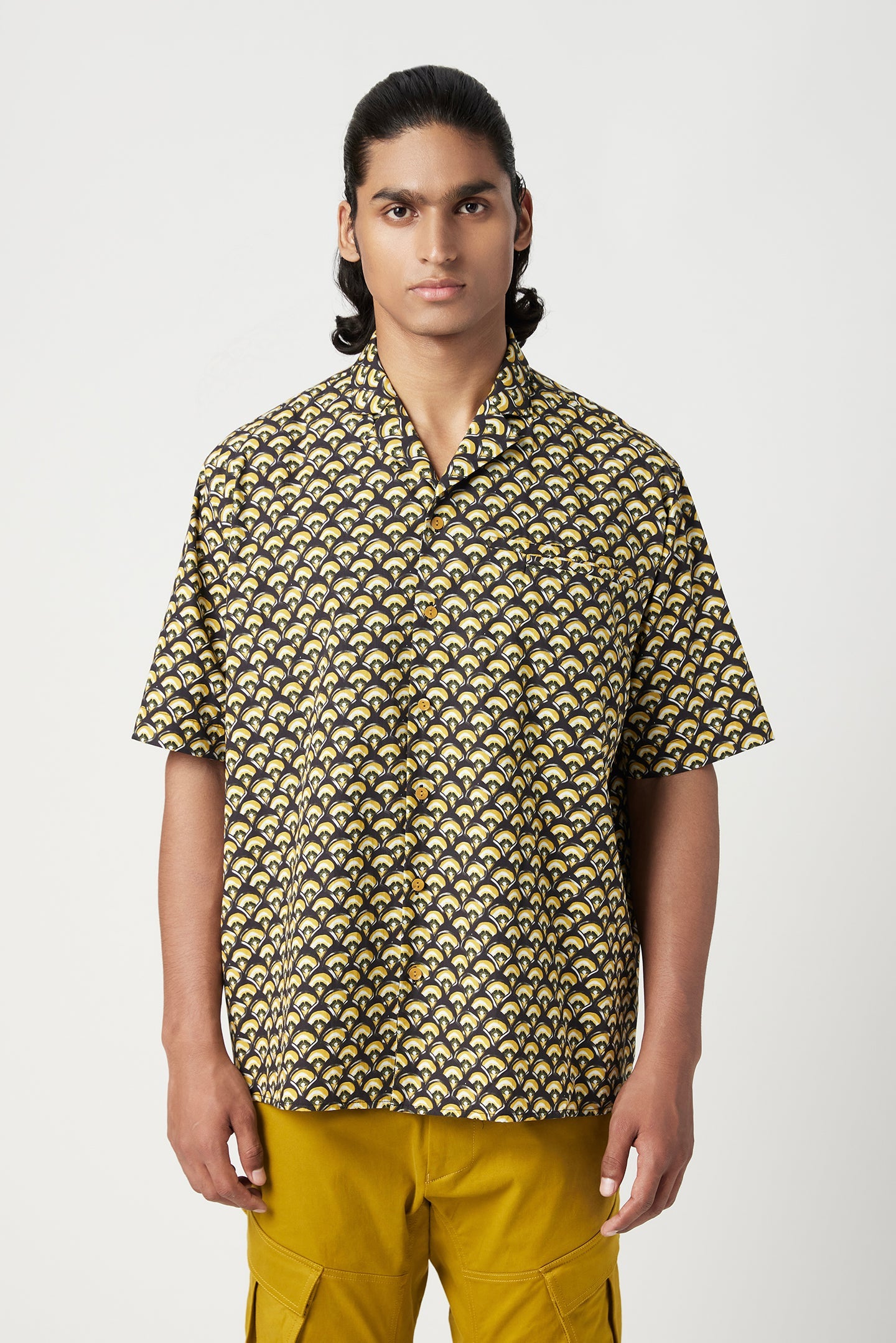 Easy Fit Half Sleeve Shirt with Asymmetric Bone Pockets - Genes Lecoanet Hemant