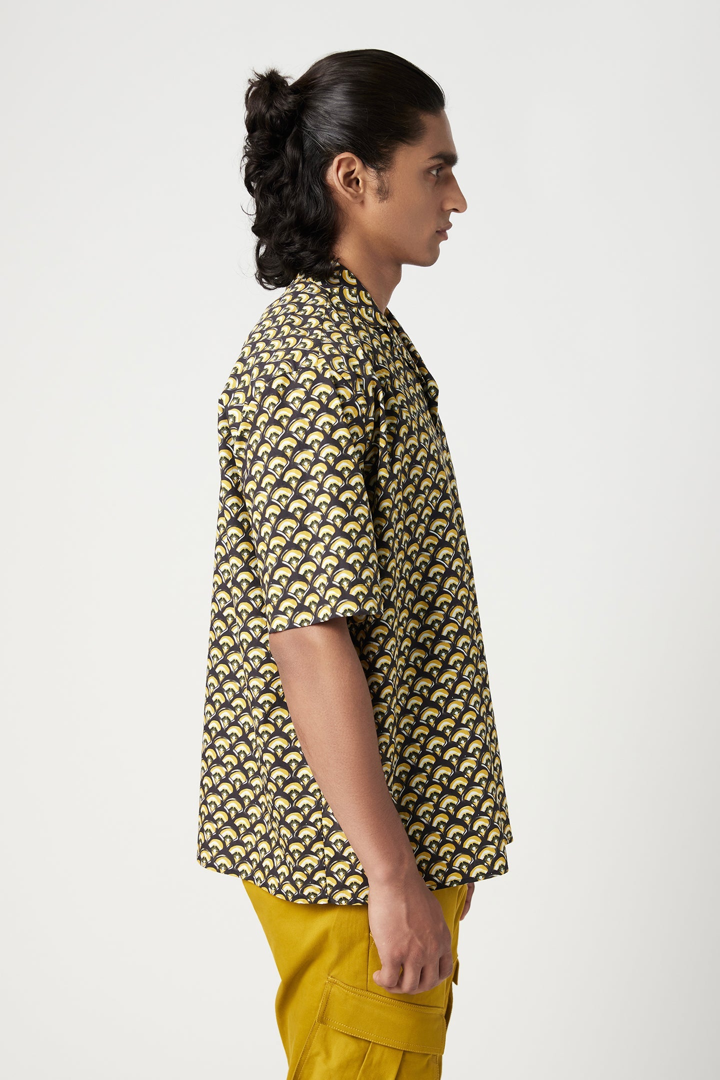 Easy Fit Half Sleeve Shirt with Asymmetric Bone Pockets - Genes Lecoanet Hemant