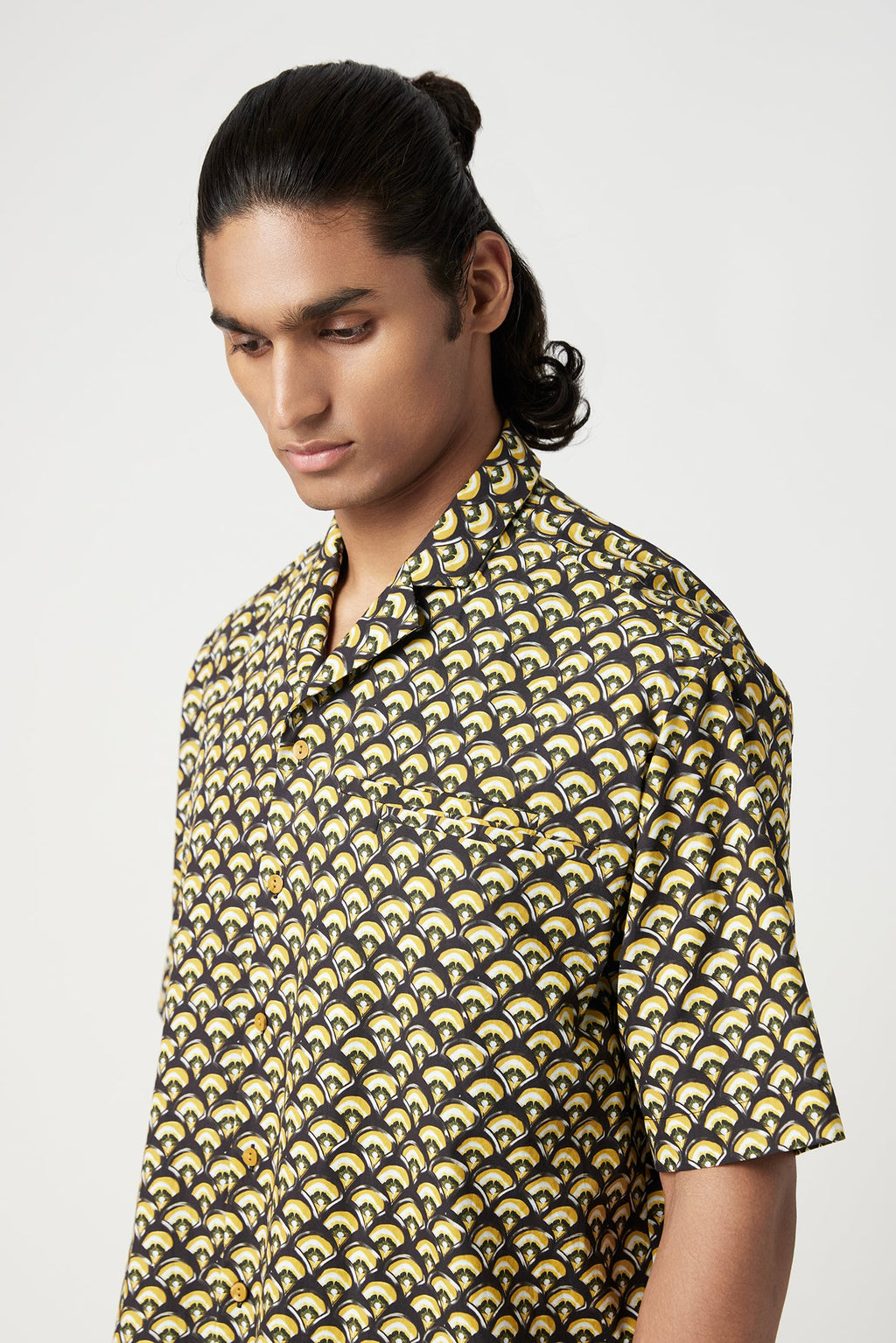 Easy Fit Half Sleeve Shirt with Asymmetric Bone Pockets - Genes Lecoanet Hemant