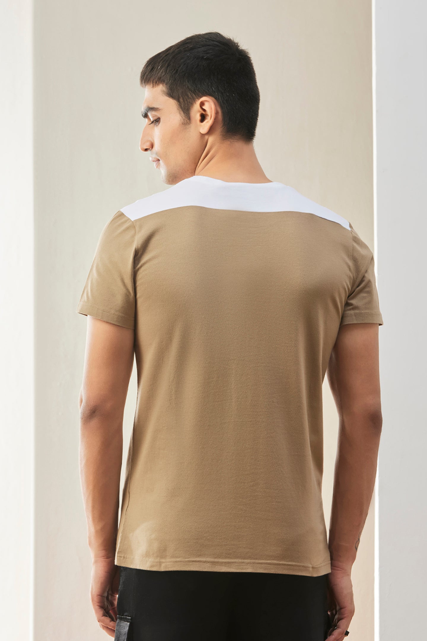 Casuals Mens T-shirt- Brown