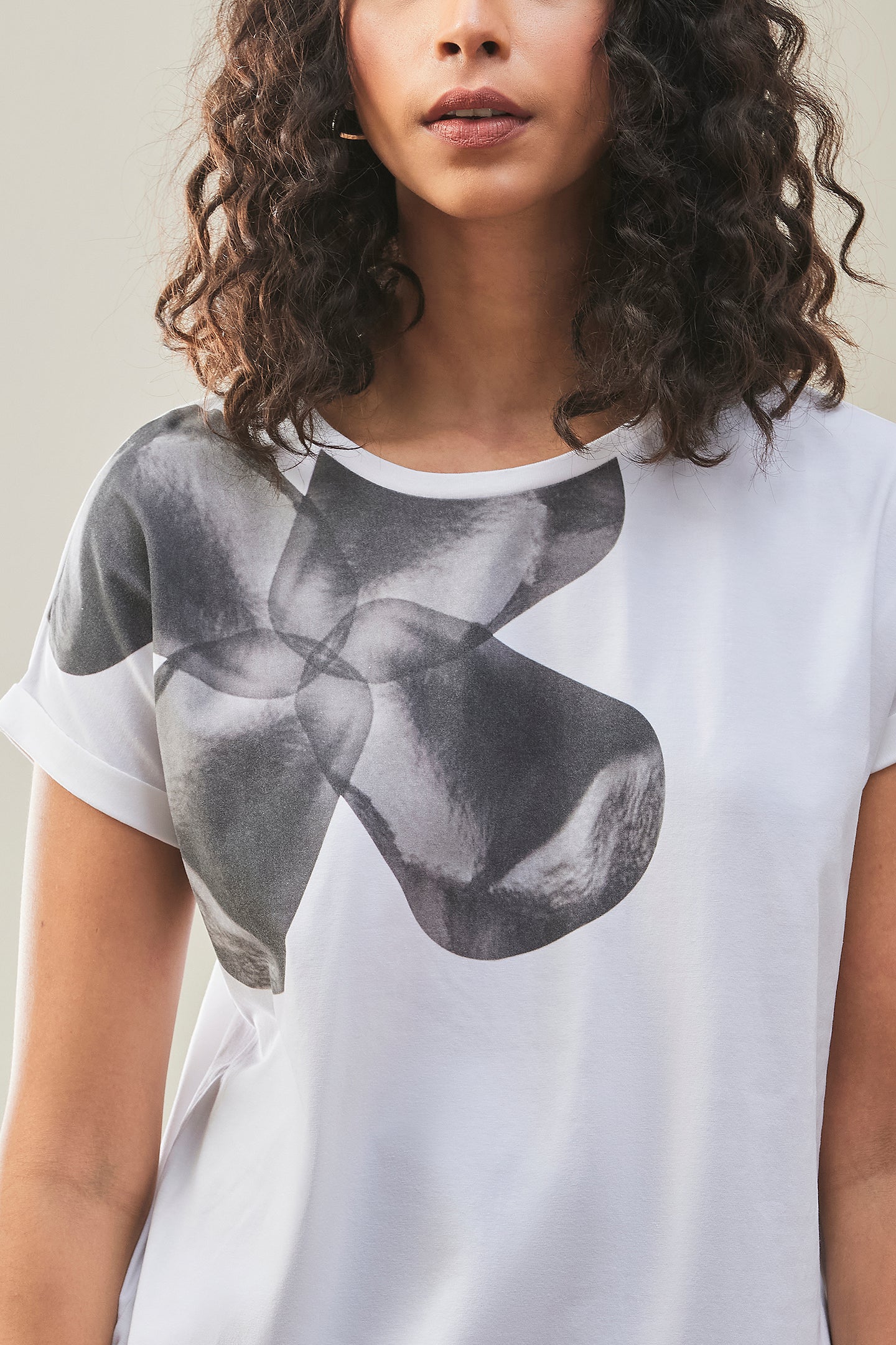Classic Flower Design Womens T-shirt