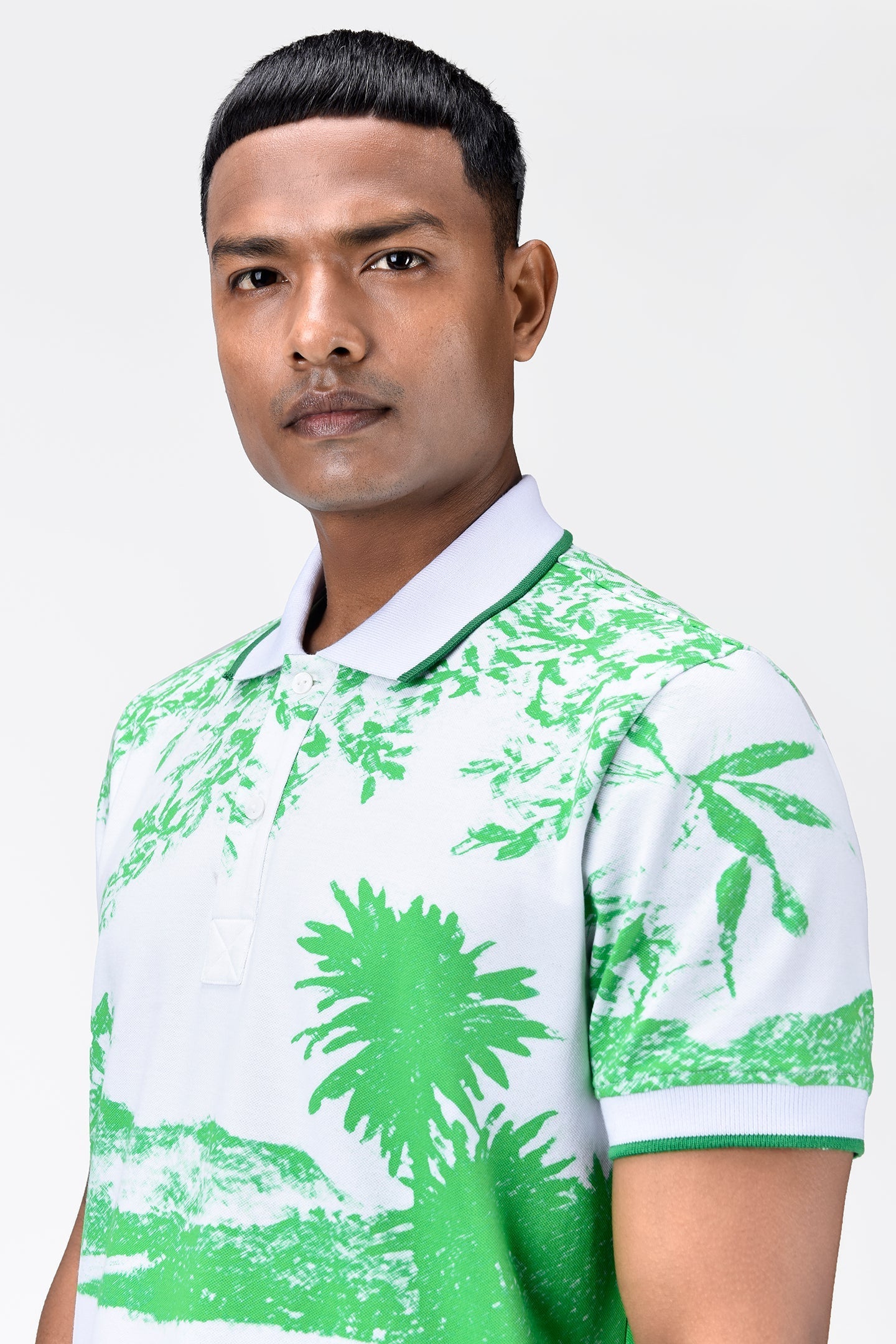 Men's Regular Fit Cotton Pique Polo with Contrast Tipping-Spring Green