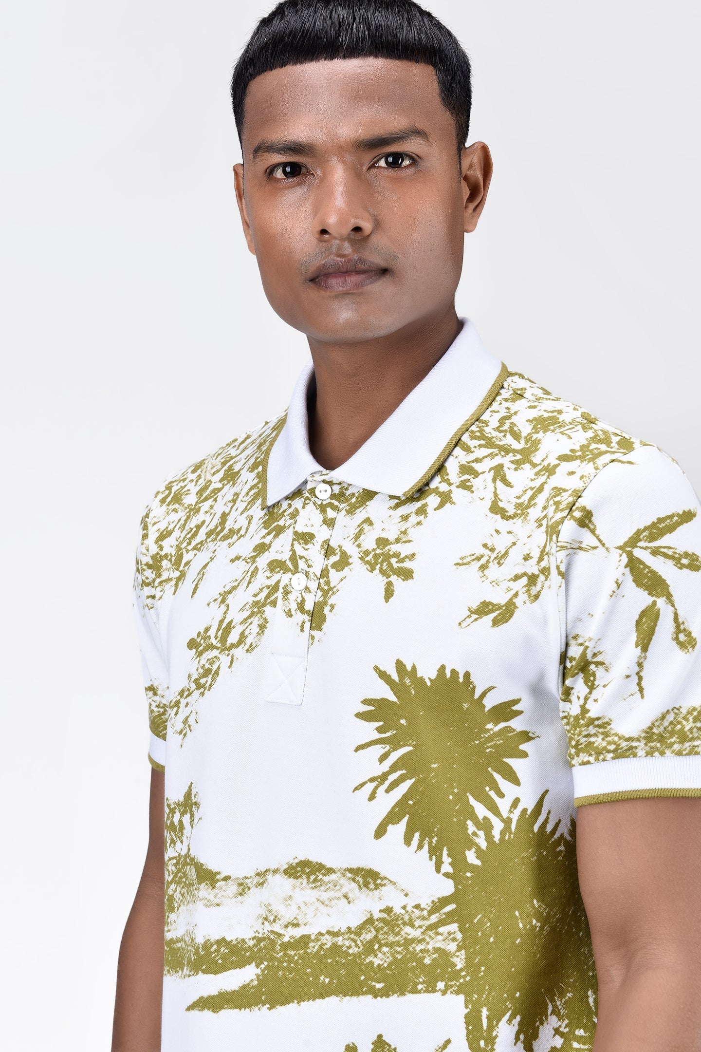 Men's Regular Fit Cotton Pique Polo with Contrast Tipping-Bright Olive